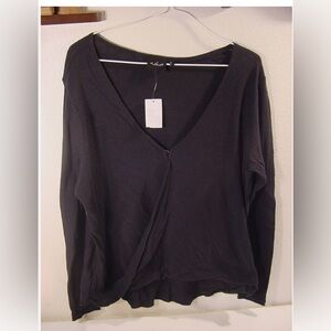 NWT - CUTE OUT FROM UNDER CROSS BLOUSE SHIRT - BLACK WOMEN'S SIZE SMALL
